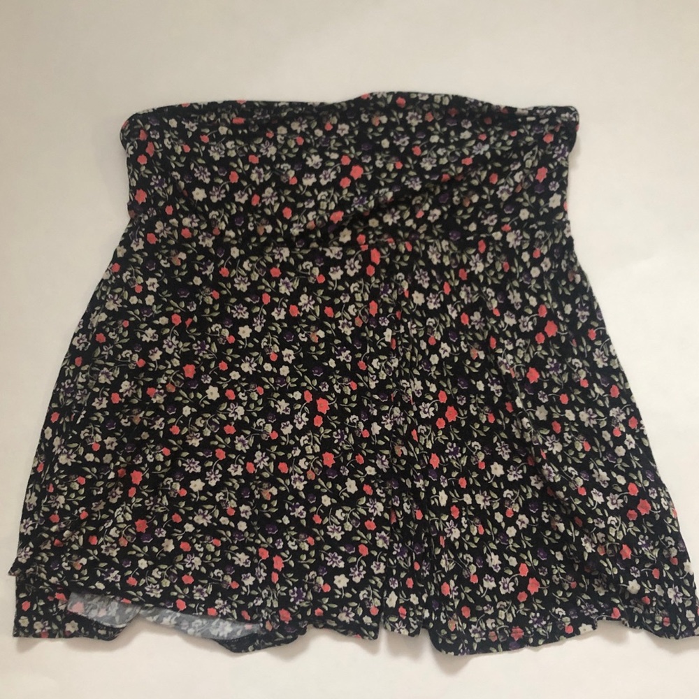 4 FOR 25🌿🍷Flowered skirt